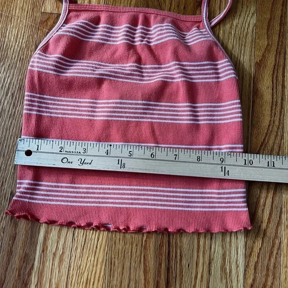 Two Forever21 tops - Picture 3 of 8